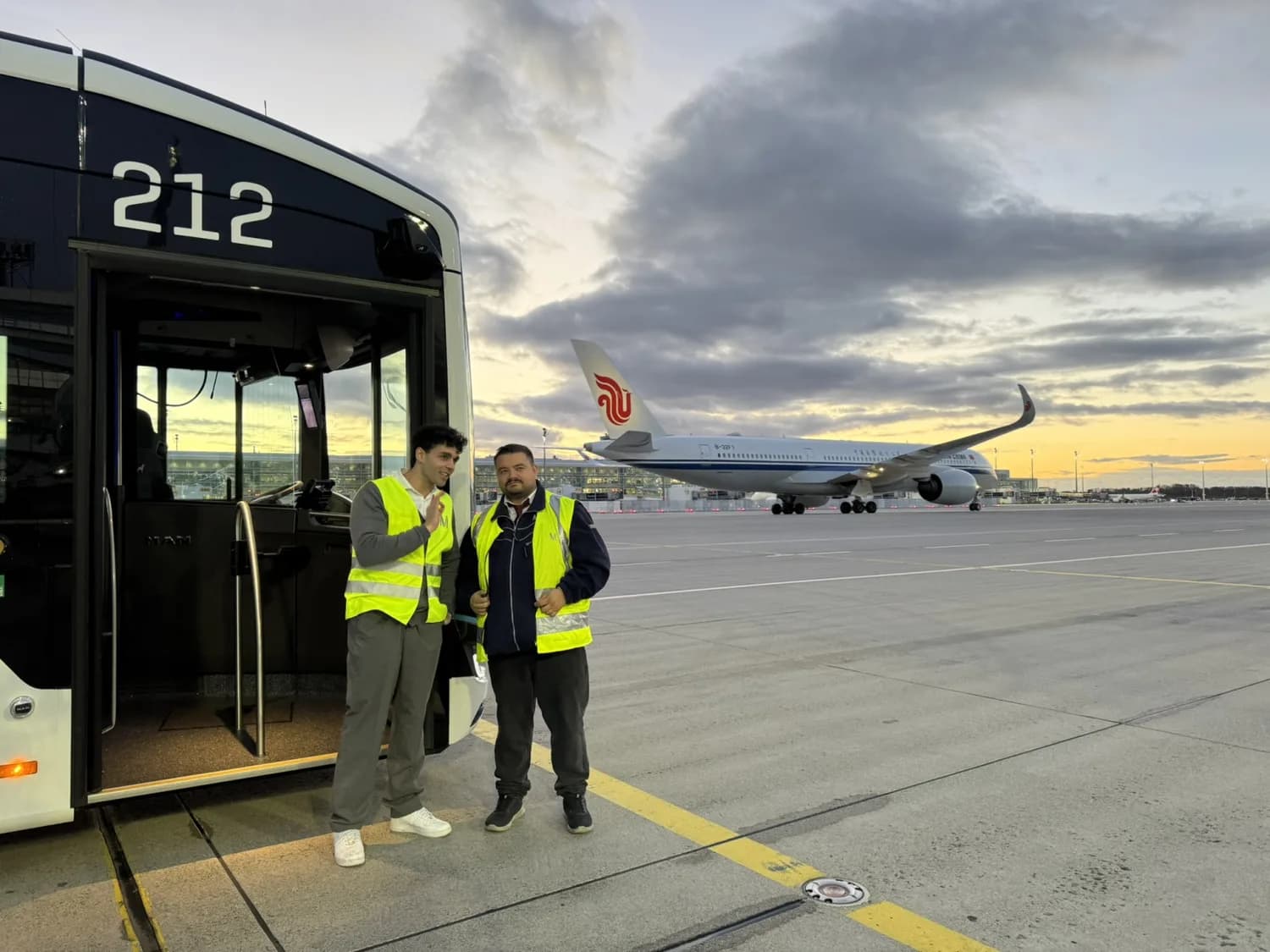 Wpimg man lionscitye aeroground